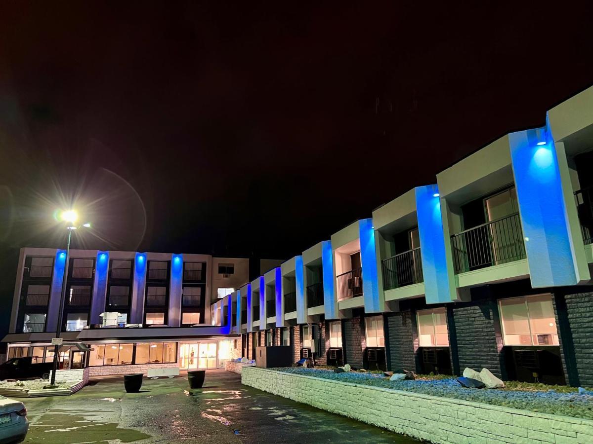 The Vic, Ascend Collection Hotel