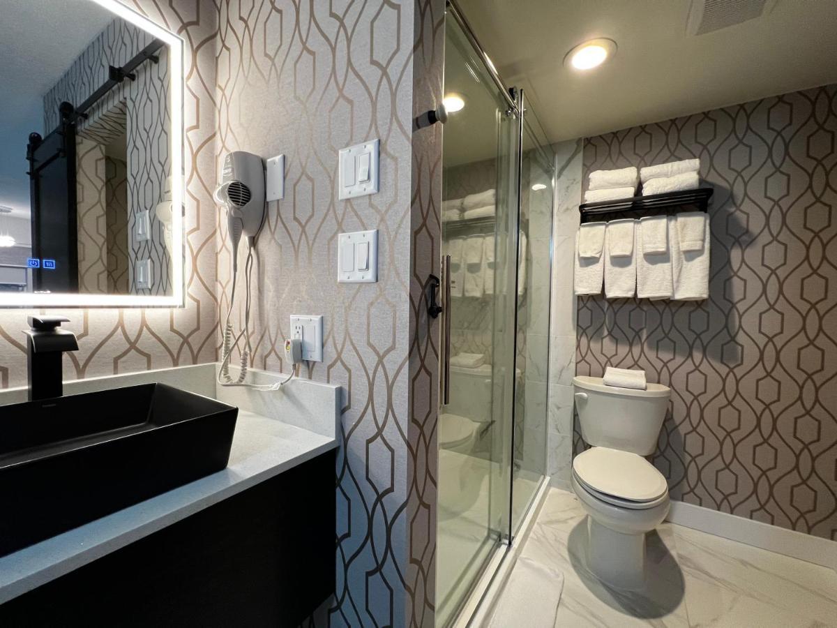 The Vic, Ascend Collection Hotel 4*